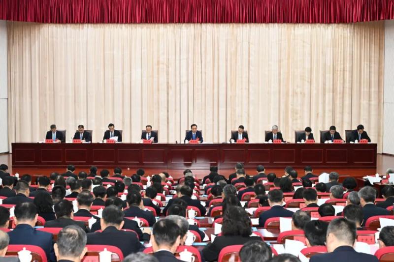 深入学习贯彻习近平总书记重要讲话精神 团结奋斗砥砺前行确保实现“十五五”良好开局