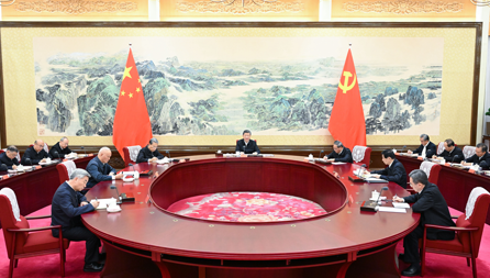 中共中央政治局召开民主生活会 中共中央总书记习近平主持会议