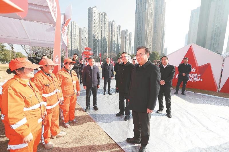 梁言顺王清宪调研督导安全生产、节日保供工作并看望慰问 基层一线干部职工